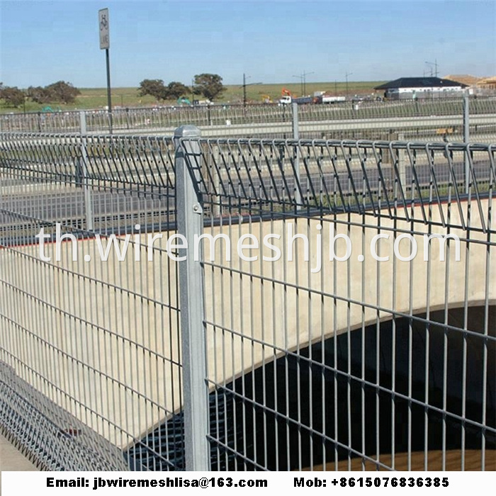 Welded Wire Mesh Panel Of Rolltop Fence